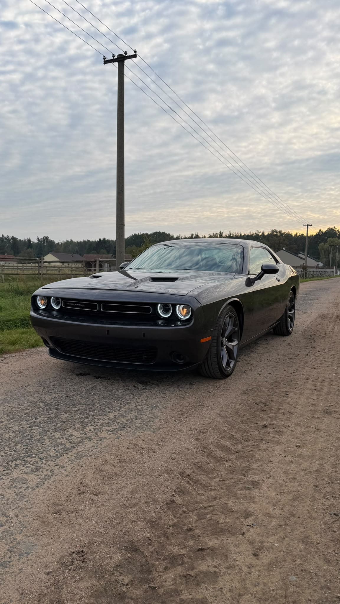 Dodge Challenger SXT Plus 3.6 V6 – Super Track Pak 2