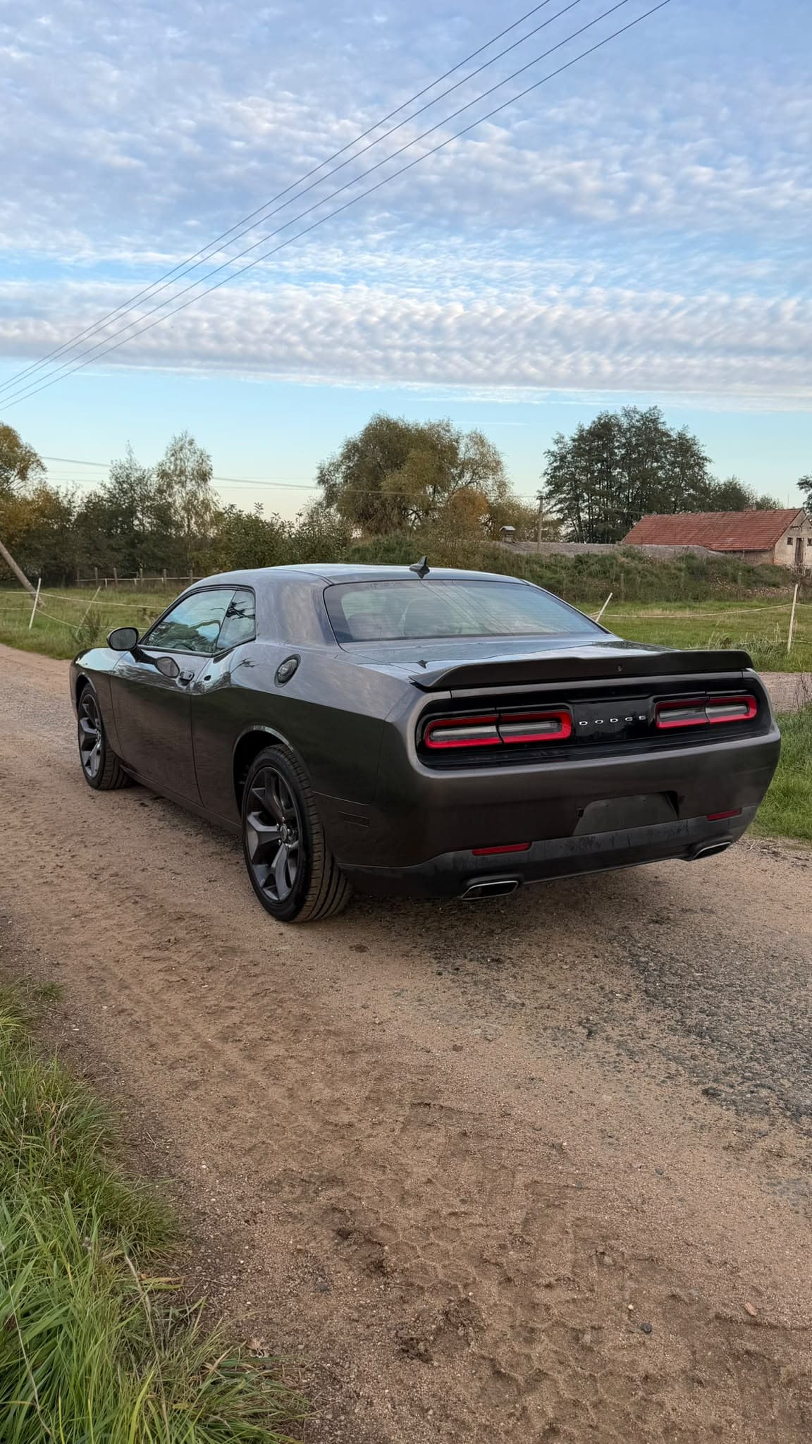 Dodge Challenger SXT Plus 3.6 V6 – Super Track Pak 3