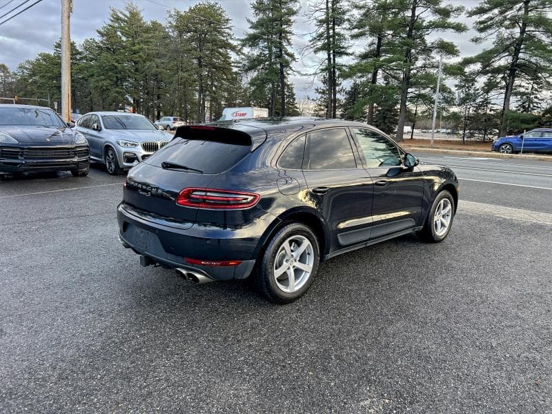 Porsche Macan S 2